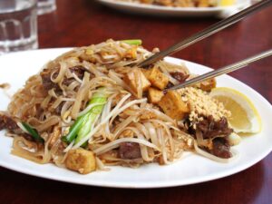 thai food, noodle, fried noodles-518035.jpg